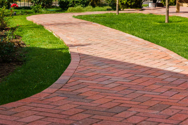 Best Driveway Resurfacing Pavers  in Lynn, IN