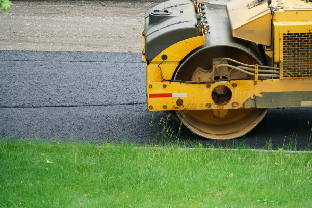 Best Driveway Pavers Installation  in Lynn, IN