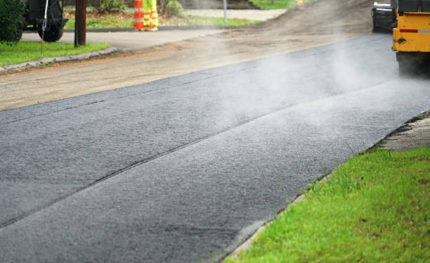 Best Residential Driveway Paver Services  in Lynn, IN